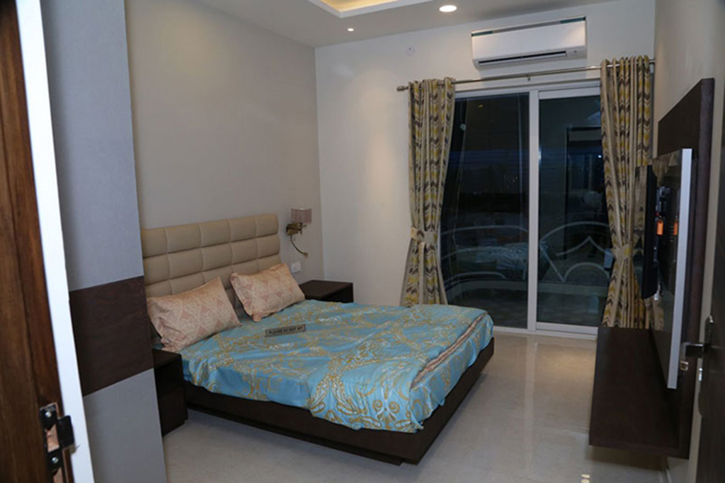 PROPERTY IN GREATER NOIDA WEST